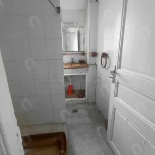 Appartement S+2 de 85 m² avec terrasse au 1er étage, centre-ville de Tunis — photo 5