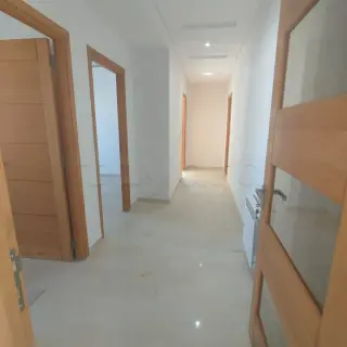 Appartement S+3 haut standing de 166 m² avec terrasse, 6e étage, El Menzah 9C
