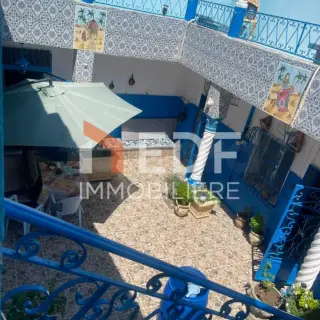 Maison de style arabesque avec trois chambres et grande terrasse — photo 2