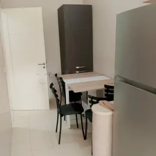 Appartement S+1 en rez-de-chaussée avec balcon et chauffage central — photo 3