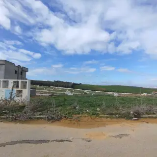 Terrain viabilisé de 338 m² à la Cité Jardins de Tunis — photo 2