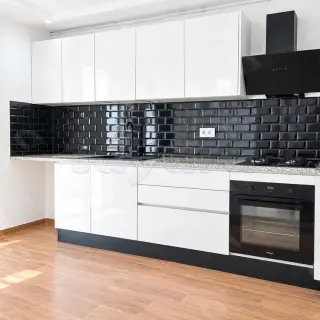 Appartement S+2 en rez-de-chaussée avec balcon à La Manouba — photo 2