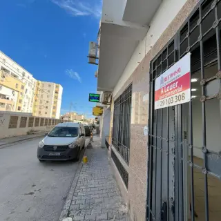 Local commercial de 36 m² à louer, cité Ghazela — photo 2