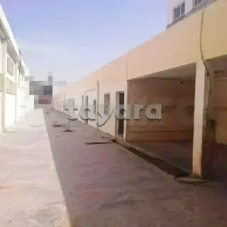 Dépôt de 750 m² avec bureaux à louer à Charguia 1 — photo 3
