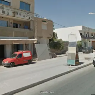 Local commercial de 80 m² à louer sur l'axe routier national, sortie de Tunis
