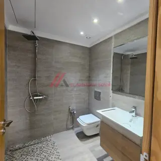 Appartement S+1 haut standing de 74 m² en zone touristique d'El Kantaoui — photo 5