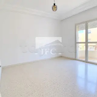 Appartement S+3 de 160 m² avec terrasse et balcon à L'Aouina — photo 5