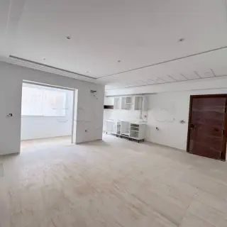 Appartement S+1 avec balcon dans une résidence avec piscine — photo 2