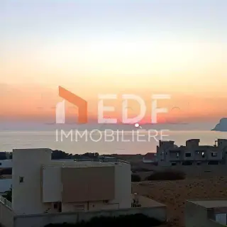 Duplex on a 280 m² plot with garden in Raf Raf