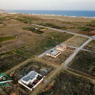 Maison haut standing avec piscine en construction à Kélibia — photo 4