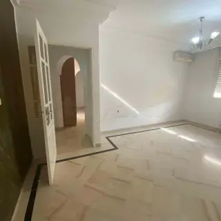 Appartement S+2 haut standing en rez-de-chaussée au Bardo — photo 2