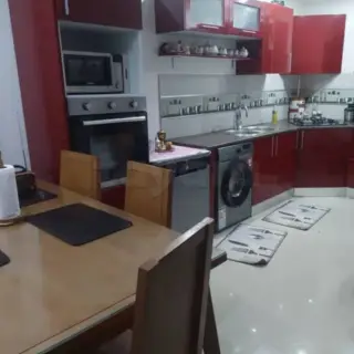 Maison de trois niveaux avec trois appartements au Kram Ouest — photo 3