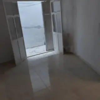 Maison de trois niveaux avec trois appartements au Kram Ouest — photo 5
