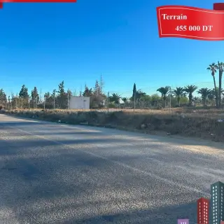 Terrain de 1300 m² avec vue sur la mer, façade de 65 m — photo 2