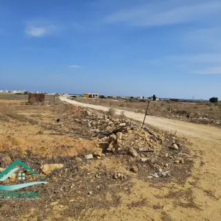 Terrain d'habitation de 269 m² à 1 km de la plage — photo 3