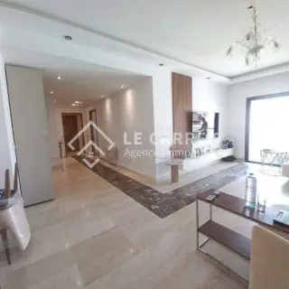 Appartement S+2 de 150 m² avec terrasse et parking — photo 2