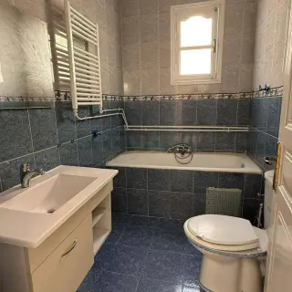 Appartement S+3 au premier étage d’une villa avec chauffage central — photo 4