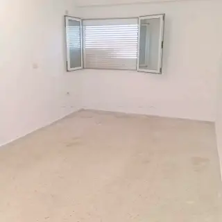 Appartement S+2 de 76 m² avec terrasse au premier étage à Sahline — photo 3