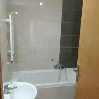 Très bel appartement S+2 avec cuisine équipée, Cité les Palmiers — photo 2