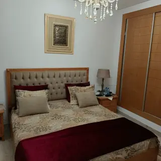 Appartement S+3 meublé au premier étage avec parking en sous-sol — photo 3