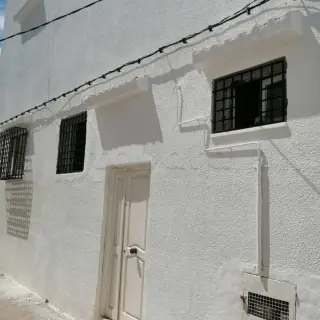 Maison d'angle avec deux studios indépendants à Bab Saadoun — photo 2