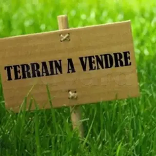 Terrain de 24 149 m² aux Jardins d'El Menzah 2