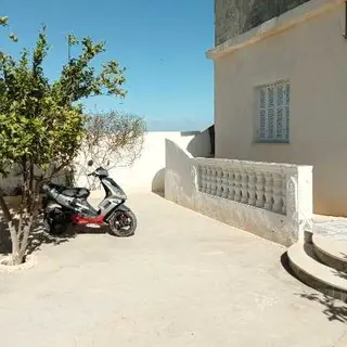 Villa S+3 avec garage près de Jedeida — photo 4