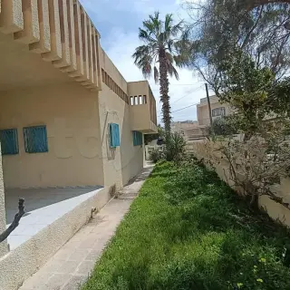 Villa contemporaine de cinq chambres avec vue sur la mer à Korba — photo 3