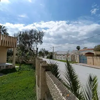 Villa contemporaine de cinq chambres avec vue sur la mer à Korba — photo 5