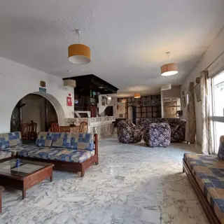Hôtel de 12 chambres en plein centre-ville d'El Haouaria — photo 2
