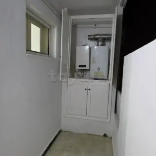 Appartement S+2 de 75 m² au 3e étage avec chauffage central, Cité Olympique — photo 4