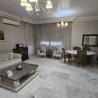 Appartement S+3 de 168 m² au sixième étage à El Aouina