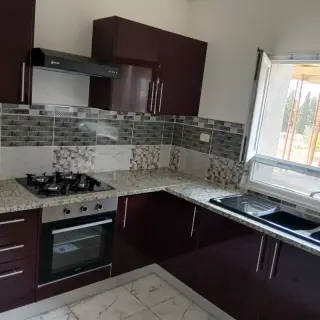 Immeuble neuf R+2 de trois appartements à Chatt Mariem, près de la plage — photo 5