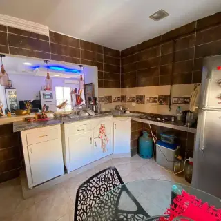Appartement S+3 de 101 m² au premier étage à Boumhal