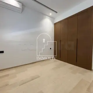 Appartement S+2 neuf de 113 m² à La Soukra, résidence gardée — photo 5