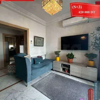 Appartement S+3 de 150 m² à Khezama Est avec parking et ascenseur — photo 4