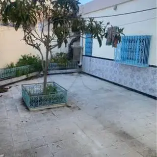 Maison de trois chambres avec jardin et garage à Diwan Zit, Cité Ezzouhour — photo 3