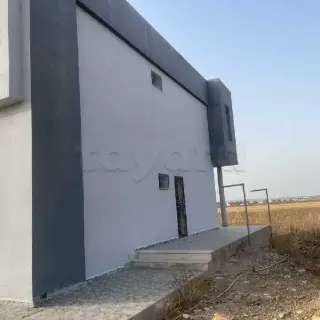 Villa de standing avec 4 chambres sur un vaste terrain à Sidi Fraj — photo 5