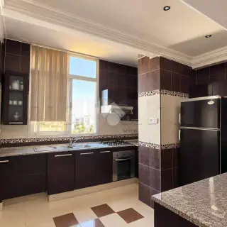 Appartement S+2 au deuxième étage d'une résidence gardée au Bardo — photo 3