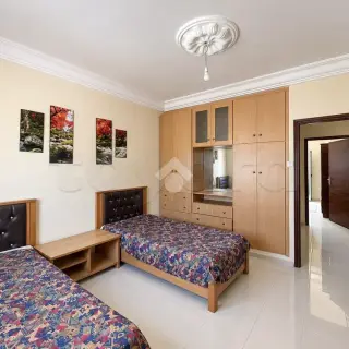 Appartement S+2 au deuxième étage d'une résidence gardée au Bardo — photo 5