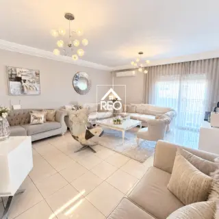 Appartamento S+3 di 154 m² + terrazza di 35 m² a Cité Wahat – 440.000 TND