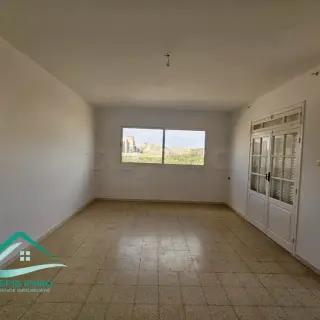 Maison avec rez-de-chaussée, appartement indépendant et garage sur 292 m² — photo 5