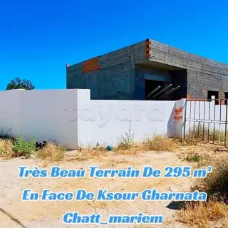 Terrain de 294 m² à vendre à Chatt Mariem, emplacement calme — photo 2