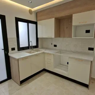 Appartement S+2 au premier étage à vendre à Jawhara, Sousse