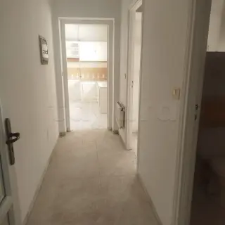 Vaste appartement S+3 de 141 m² en résidence gardée avec ascenseur — photo 5