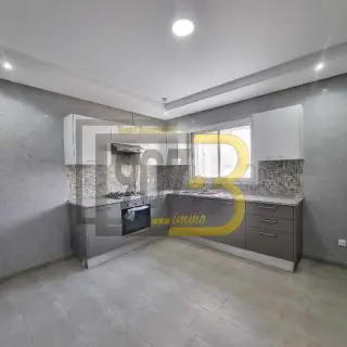 Duplex neuf de 212 m² avec vue dégagée à Cité Ennasr — photo 3