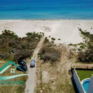 Terrain constructible pieds dans l'eau à Kélibia, plage Dherwa — photo 5
