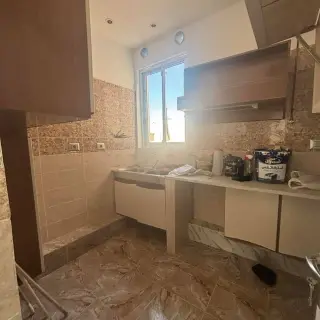 Appartement S+3 rénové de 160 m² au centre-ville de Tunis — photo 5