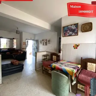 Maison de plain-pied avec deux terrasses à Cité Riadh 5 — photo 3