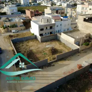 Terrain constructible de 505 m² à double façade avec permis à Kélibia — photo 4